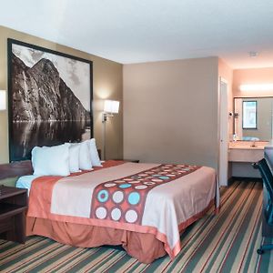 Super 8 By Wyndham Columbia/Ft. Jackson Sc